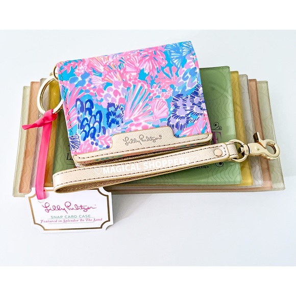Lilly Pulitzer Handbags - ❤️ NWT Lilly Pulitzer | Snap ID Card Case